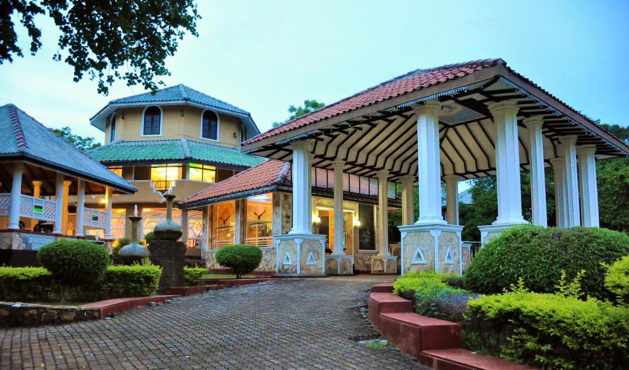 טיסמהרמה Kodigahawewa Forest Resort מראה חיצוני תמונה